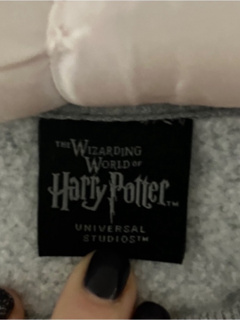 Harry Potter Gryffindor Gray Crewneck Sweatshirt Wizarding World Universal XS - Picture 2 of 10